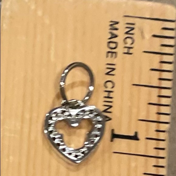 Mickey Mouse Heart ❤️ Charm - Picture 1 of 4